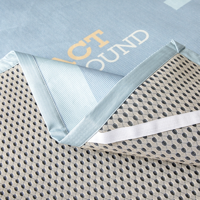 91家纺网 家纺一手货源 找家纺 小芽家居 2024新款冰丝斜纹提花凉席三件套 洛丽塔-蓝