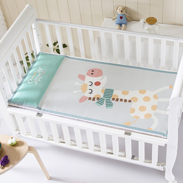 91家纺网 家纺一手货源 找家纺 小芽家居 2024新款儿童冰丝凉席卡通 长颈鹿