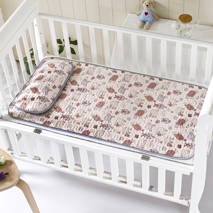 91家纺网 家纺一手货源 找家纺 小芽家居 2024新款儿童乳胶凉席卡通 奔跑小羊