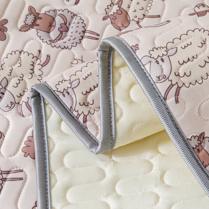 91家纺网 家纺一手货源 找家纺 小芽家居 2024新款儿童乳胶凉席卡通 奔跑小羊