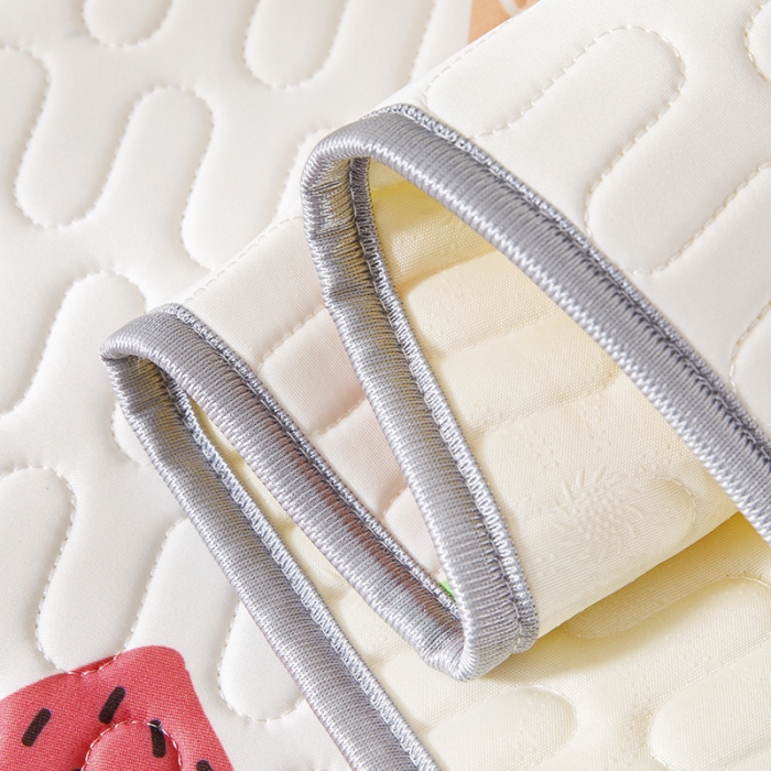 91家纺网 家纺一手货源 找家纺 小芽家居 2024新款儿童乳胶凉席卡通 草莓蛋糕