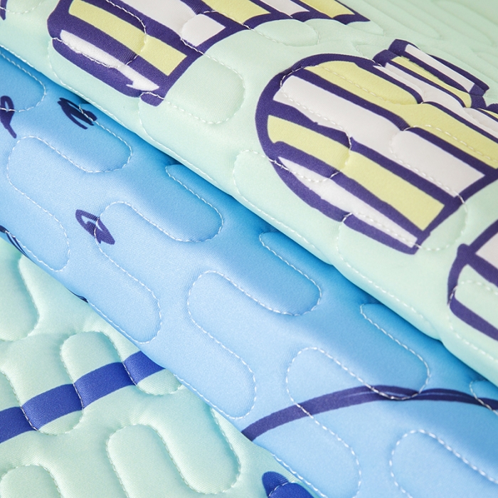 91家纺网 家纺一手货源 找家纺 小芽家居 2024新款儿童乳胶凉席卡通 搞怪鲸鱼