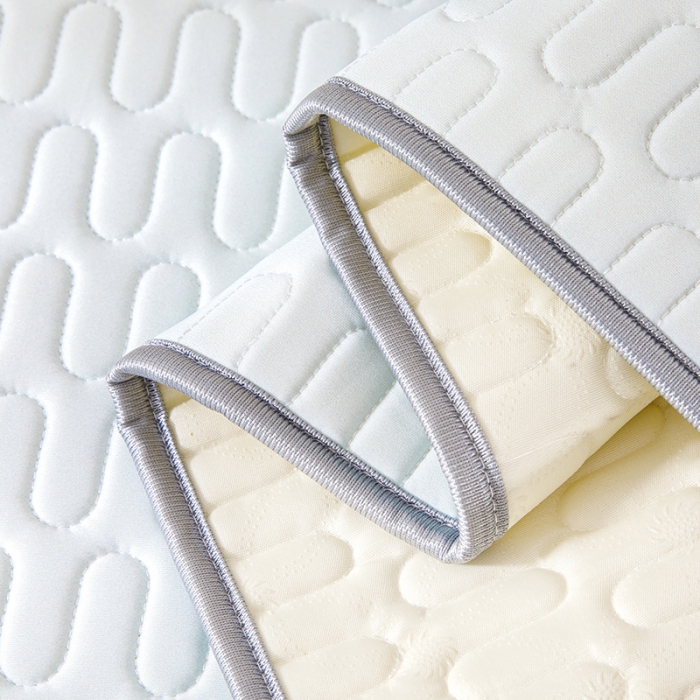 91家纺网 家纺一手货源 找家纺 小芽家居 2024新款儿童乳胶凉席卡通 喵星人