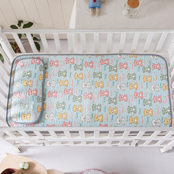 91家纺网 家纺一手货源 找家纺 小芽家居 2024新款儿童乳胶凉席卡通 睡睡熊