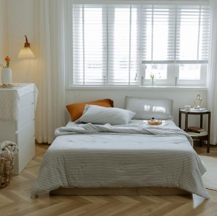 91家纺网 家纺一手货源 找家纺 （总）寐眠 2021新款纯色条纹针织棉夏被