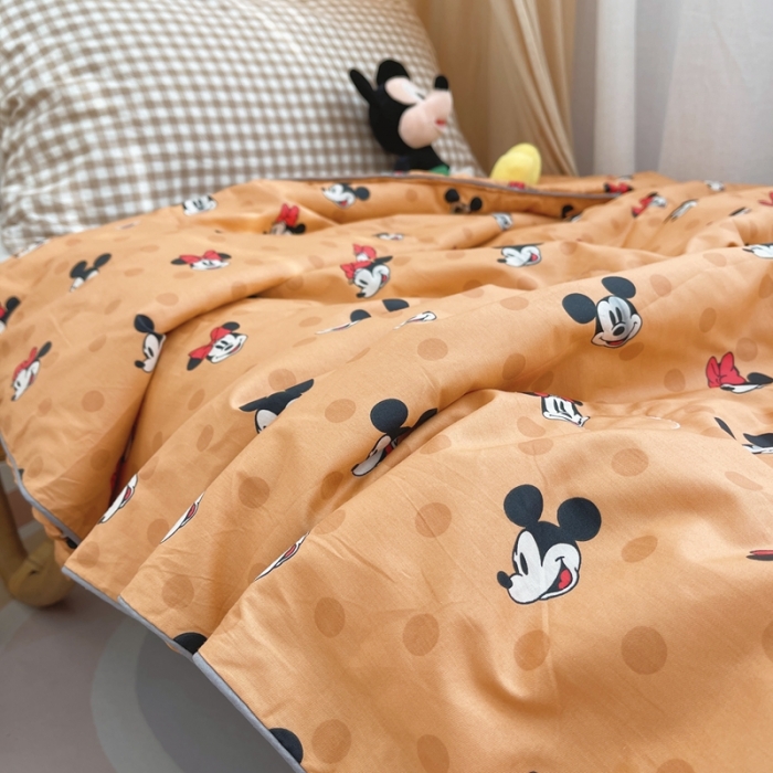 91家纺网 家纺一手货源 找家纺 星期八 2021新款全棉卡通儿童夏被 米奇-橙