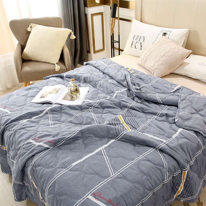 91家纺网 家纺一手货源 找家纺 畅销被业2021新款芦荟棉夏被夏凉被 华尔兹-灰