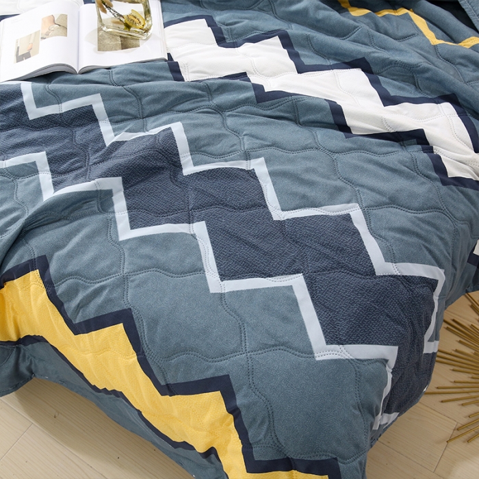 91家纺网 家纺一手货源 找家纺 畅销被业2021新款芦荟棉夏被夏凉被 平原-绿