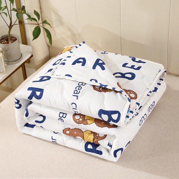 91家纺网 家纺一手货源 找家纺 畅销被业2021新款芦荟棉夏被夏凉被 熊宝贝