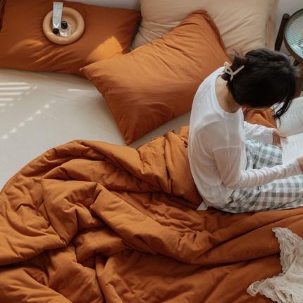 91家纺网 家纺一手货源 找家纺 寐眠 2021新款纯色条纹针织棉夏被 焦糖色