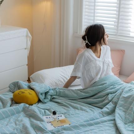 91家纺网 家纺一手货源 找家纺 寐眠 2021新款纯色条纹针织棉夏被 水蓝宽条