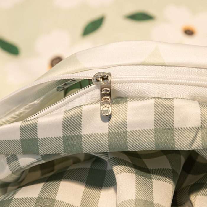 91家纺网 家纺一手货源 找家纺 琪格格纺织 2022新款水洗真丝印花四件套 春风夏意