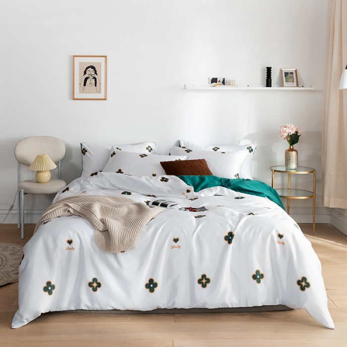 91家纺网 家纺一手货源 找家纺 琪格格纺织 2022新款水洗真丝印花四件套 雅香白