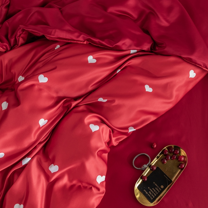 91家纺网 家纺一手货源 找家纺 琪格格纺织 2022新款水洗真丝印花四件套 爱恋红