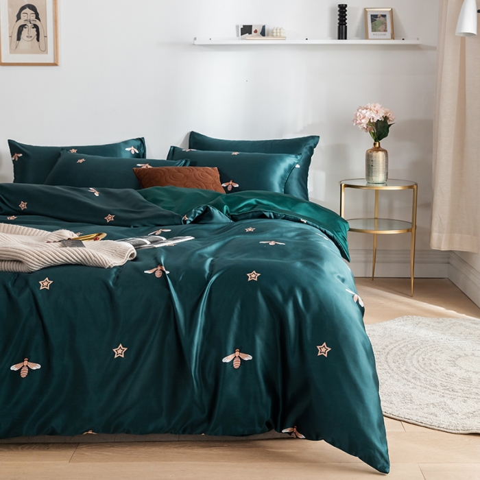 91家纺网 家纺一手货源 找家纺 琪格格纺织 2022新款水洗真丝印花四件套 小蜜蜂