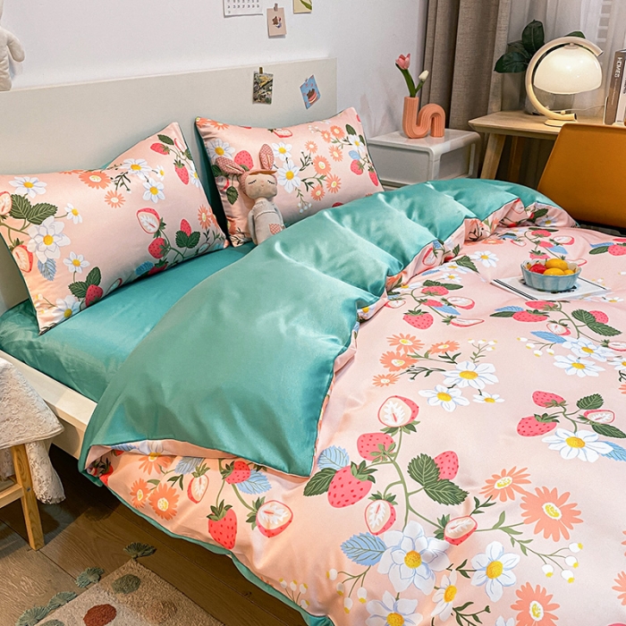 91家纺网 家纺一手货源 找家纺 琪格格纺织 2022新款水洗真丝印花四件套 草莓花园