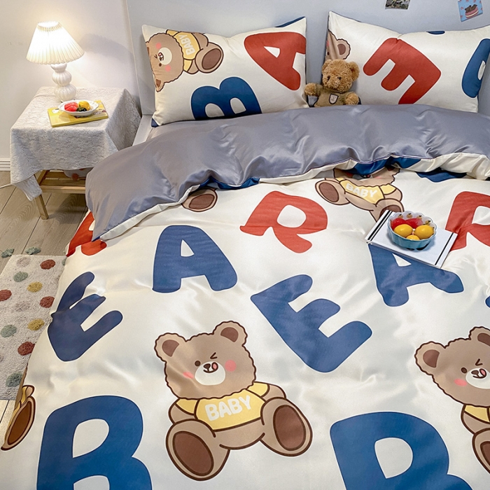 91家纺网 家纺一手货源 找家纺 琪格格纺织 2022新款水洗真丝印花四件套 呆萌熊