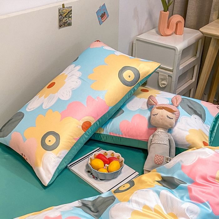 91家纺网 家纺一手货源 找家纺 琪格格纺织 2022新款水洗真丝印花四件套 花语