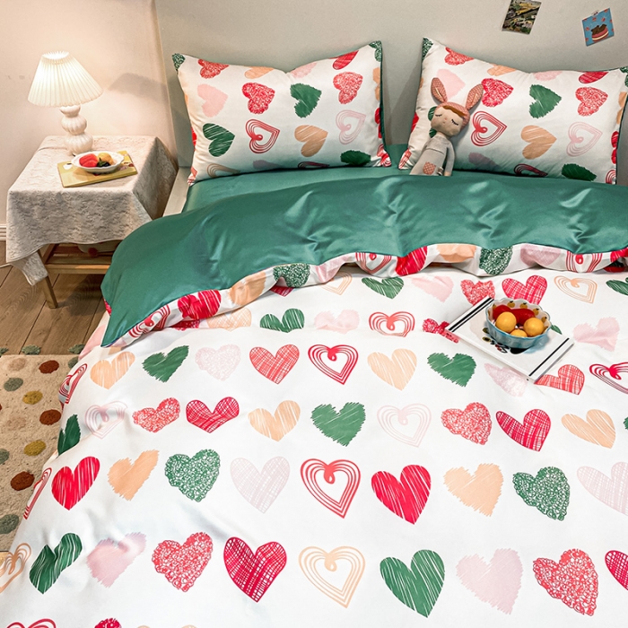 91家纺网 家纺一手货源 找家纺 琪格格纺织 2022新款水洗真丝印花四件套 手绘爱心