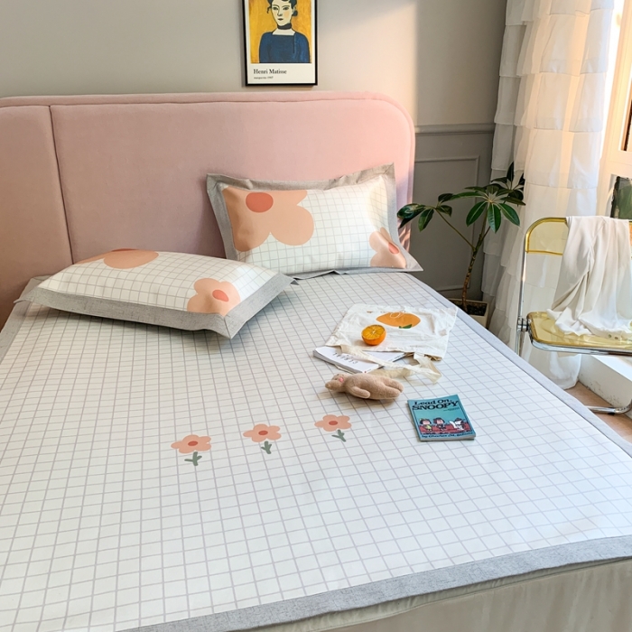 91家纺网 家纺一手货源 找家纺 时年家纺 2021新款卡通水洗冰露丝养生凉席 春日