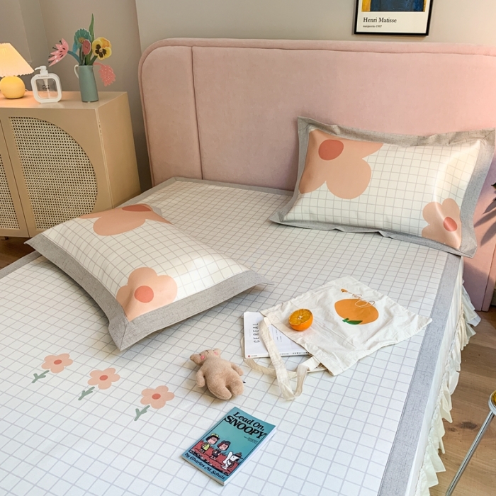 91家纺网 家纺一手货源 找家纺 时年家纺 2021新款卡通水洗冰露丝养生凉席 春日