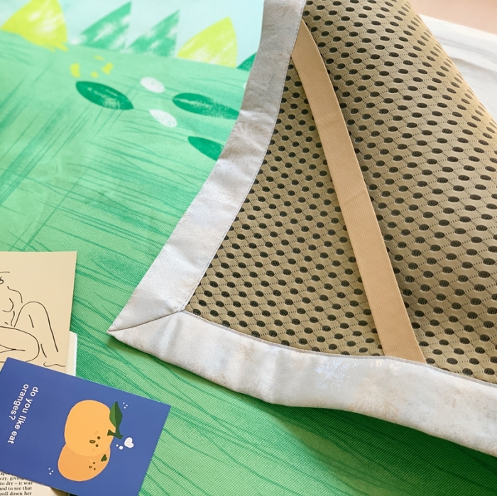 91家纺网 家纺一手货源 找家纺 时年家纺 2021新款卡通水洗冰露丝养生凉席 鳄鱼君