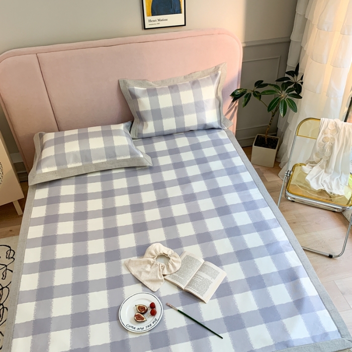 91家纺网 家纺一手货源 找家纺 时年家纺 2021新款卡通水洗冰露丝养生凉席 海蓝格