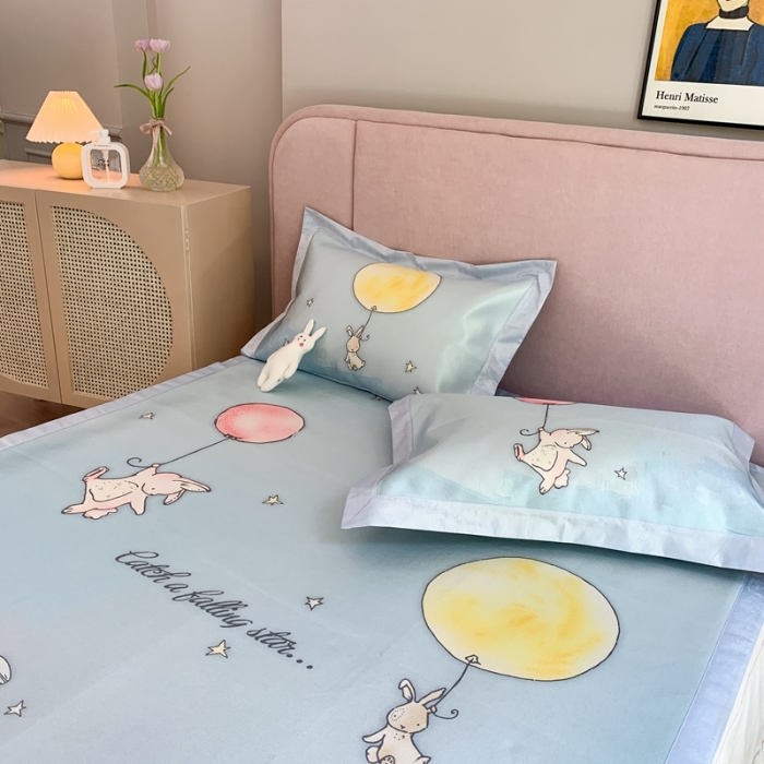 91家纺网 家纺一手货源 找家纺 时年家纺 2021新款卡通水洗冰露丝养生凉席 梦中兔