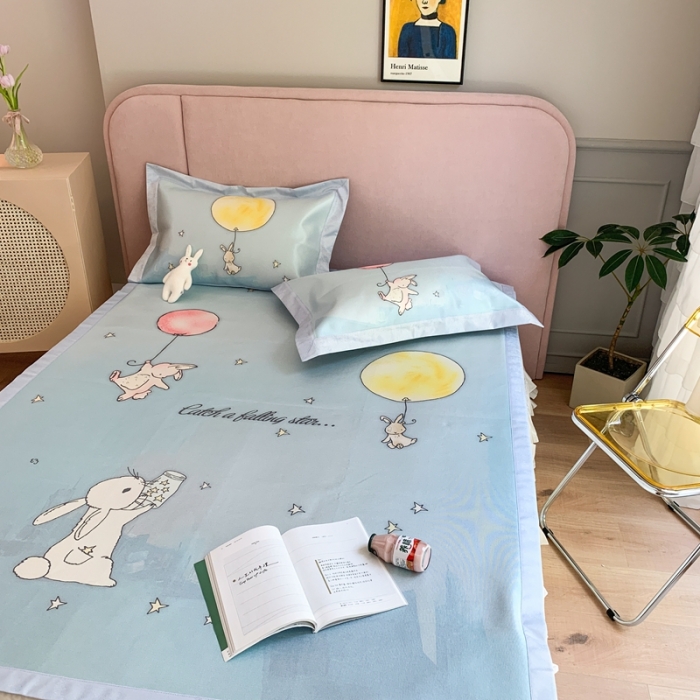 91家纺网 家纺一手货源 找家纺 时年家纺 2021新款卡通水洗冰露丝养生凉席 梦中兔