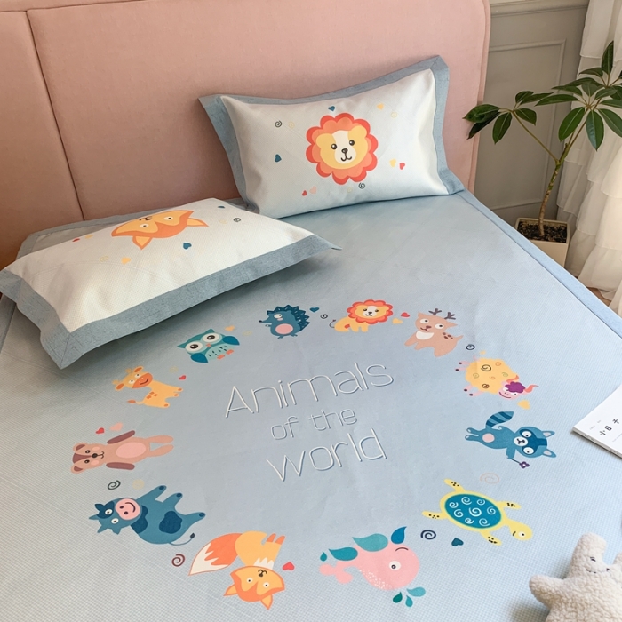 91家纺网 家纺一手货源 找家纺 时年家纺 2021新款卡通水洗冰露丝养生凉席 游嬉园