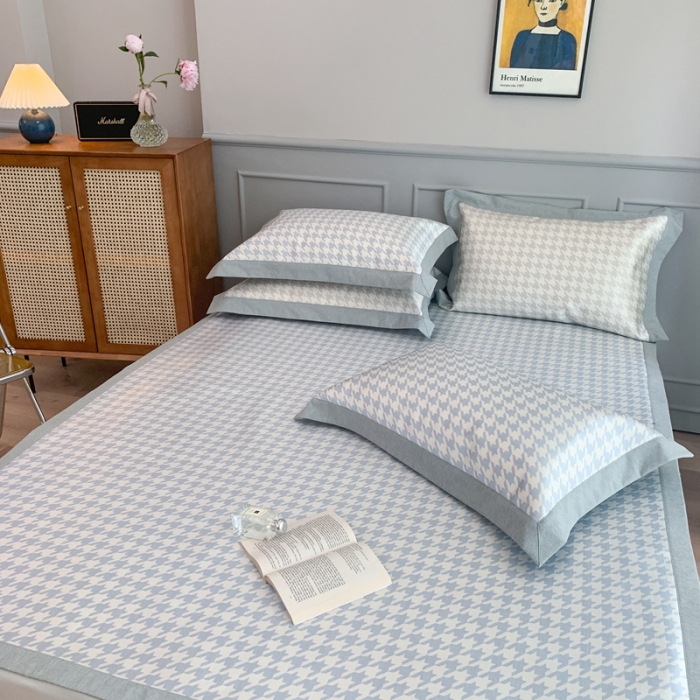 91家纺网 家纺一手货源 找家纺 时年家纺 2021新款千鸟格和肌理纹水洗冰露丝养生凉席 千鸟格-海蓝