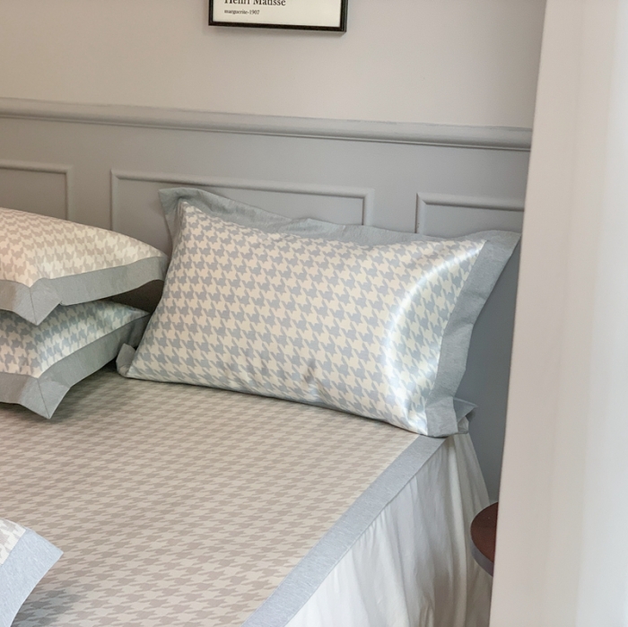 91家纺网 家纺一手货源 找家纺 时年家纺 2021新款千鸟格和肌理纹水洗冰露丝养生凉席 千鸟格-奶咖