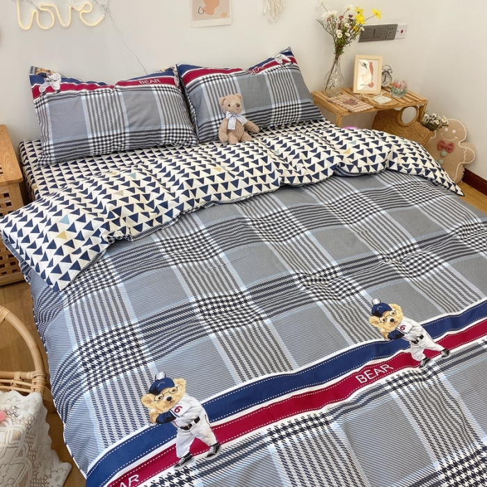 91家纺网 家纺一手货源 找家纺 2022年新款卡通系列全棉印花四件套实拍图直播爆款 棒球小熊