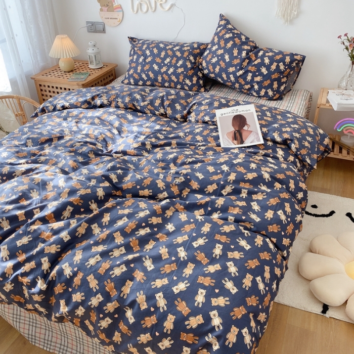 91家纺网 家纺一手货源 找家纺 2022年新款卡通系列全棉印花四件套实拍图直播爆款 布偶熊