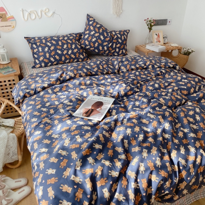 91家纺网 家纺一手货源 找家纺 2022年新款卡通系列全棉印花四件套实拍图直播爆款 布偶熊