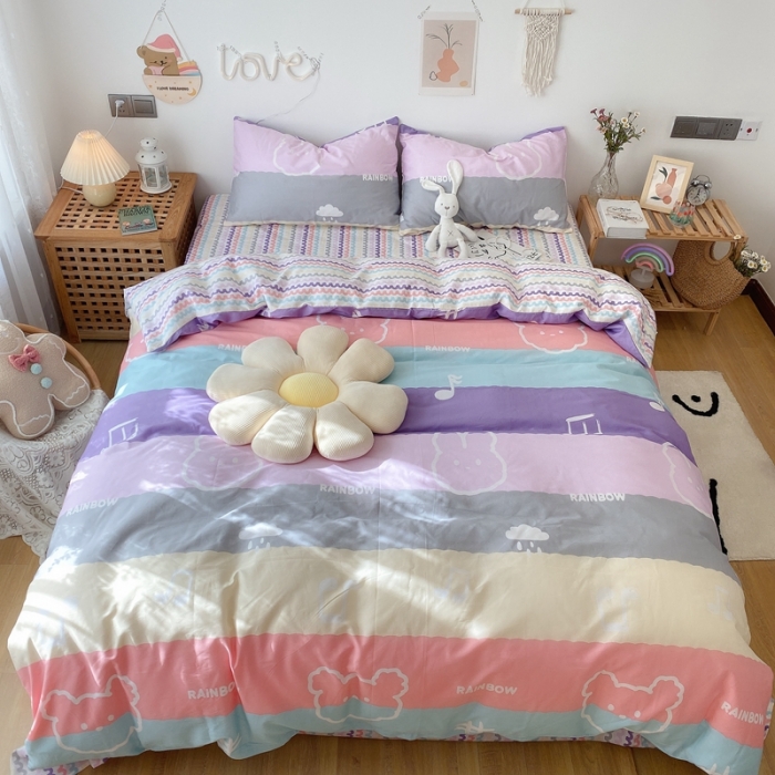 91家纺网 家纺一手货源 找家纺 2022年新款卡通系列全棉印花四件套实拍图直播爆款 彩虹熊