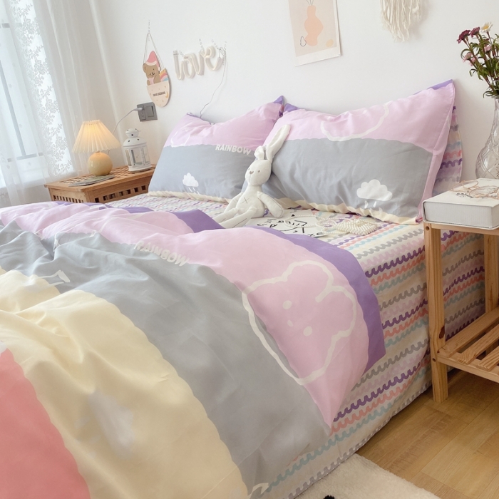 91家纺网 家纺一手货源 找家纺 2022年新款卡通系列全棉印花四件套实拍图直播爆款 彩虹熊