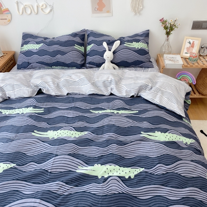 91家纺网 家纺一手货源 找家纺 2022年新款卡通系列全棉印花四件套实拍图直播爆款 鳄鱼先森