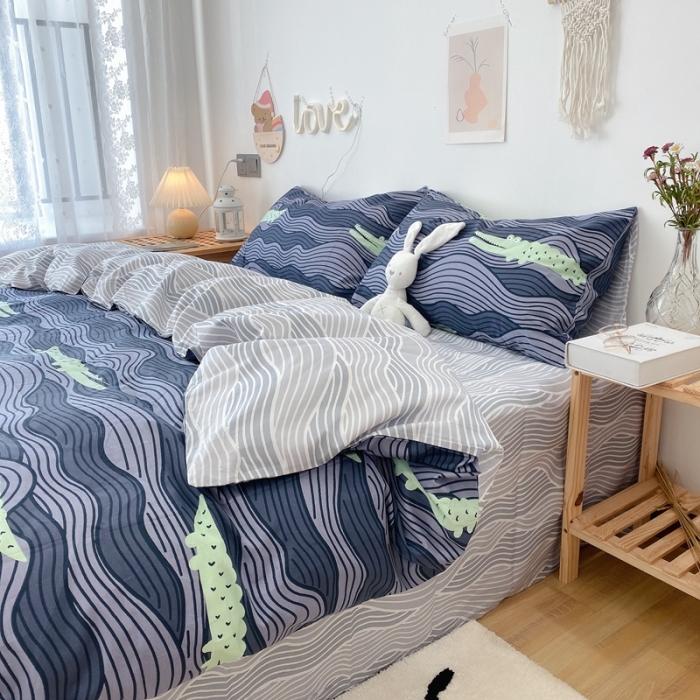 91家纺网 家纺一手货源 找家纺 2022年新款卡通系列全棉印花四件套实拍图直播爆款 鳄鱼先森