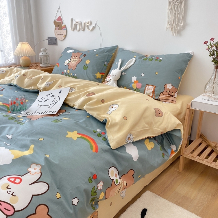 91家纺网 家纺一手货源 找家纺 2022年新款卡通系列全棉印花四件套实拍图直播爆款 快乐玩伴