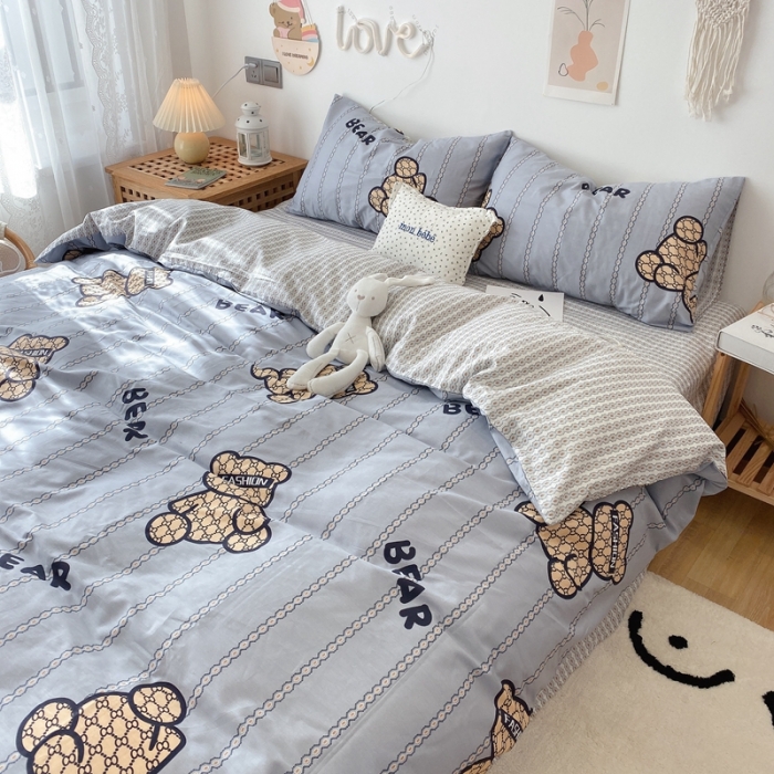 91家纺网 家纺一手货源 找家纺 2022年新款卡通系列全棉印花四件套实拍图直播爆款 时尚熊