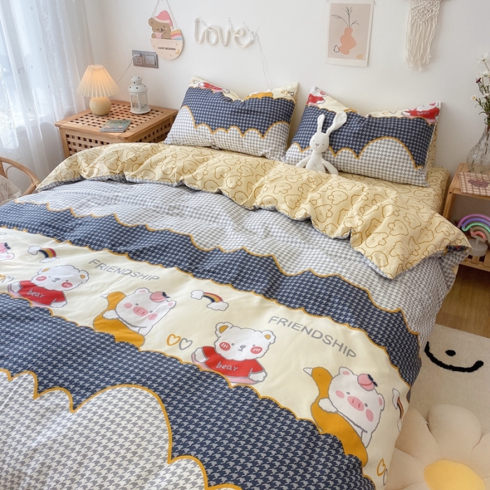 91家纺网 家纺一手货源 找家纺 2022年新款卡通系列全棉印花四件套实拍图直播爆款 熊珍珍