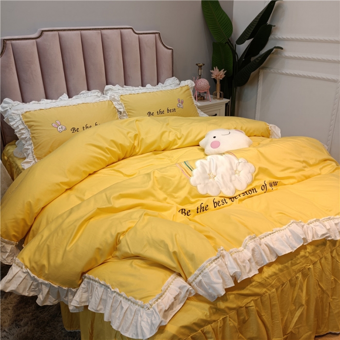 91家纺网 家纺一手货源 找家纺 2023网红全棉13376四件套少女心公主风被套实拍图 姜黄