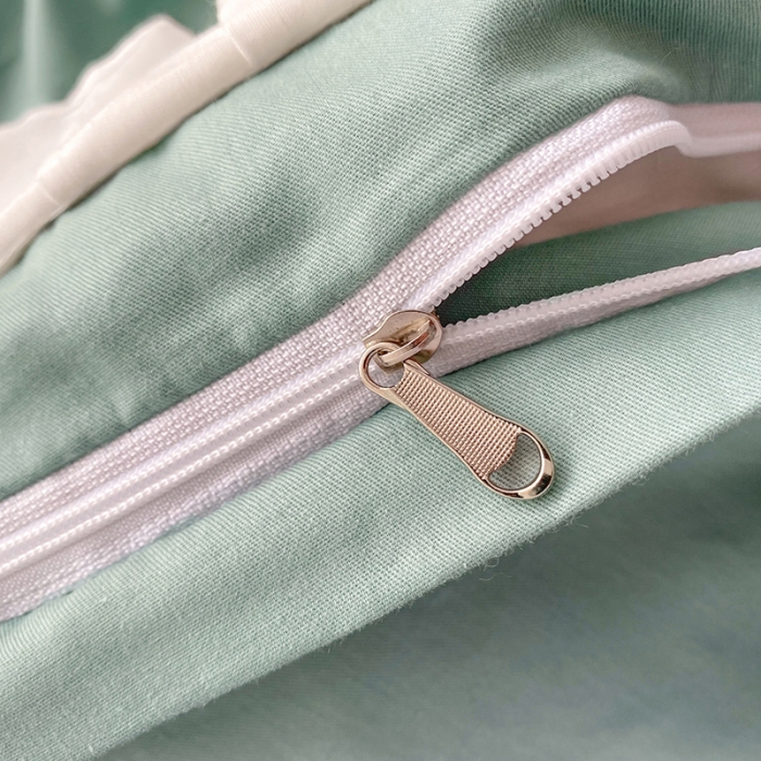 91家纺网 家纺一手货源 找家纺 2023网红全棉13376四件套少女心公主风纯棉被套棚拍图 豆绿