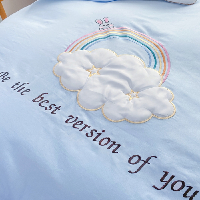 91家纺网 家纺一手货源 找家纺 2023网红全棉13376四件套少女心公主风纯棉被套棚拍图 蓝色