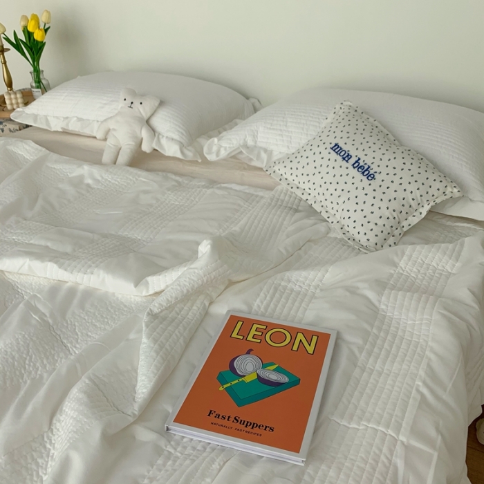 91家纺网 家纺一手货源 找家纺 六巷胡同 2022新款出口韩国款雪纺纱夏被 本白