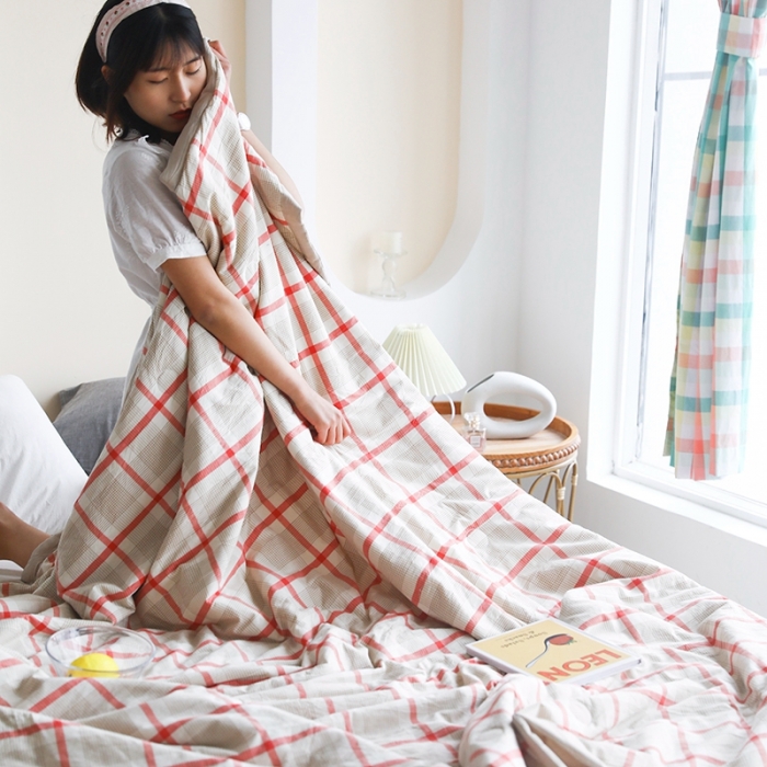 91家纺网 家纺一手货源 找家纺 薇玛仕2023新款全棉水洗色织夏凉被空调被 千线格-粉