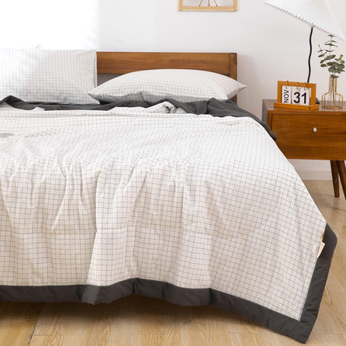 91家纺网 家纺一手货源 找家纺 天瑜家纺 2023新款全棉色织水洗棉夏被 白小格