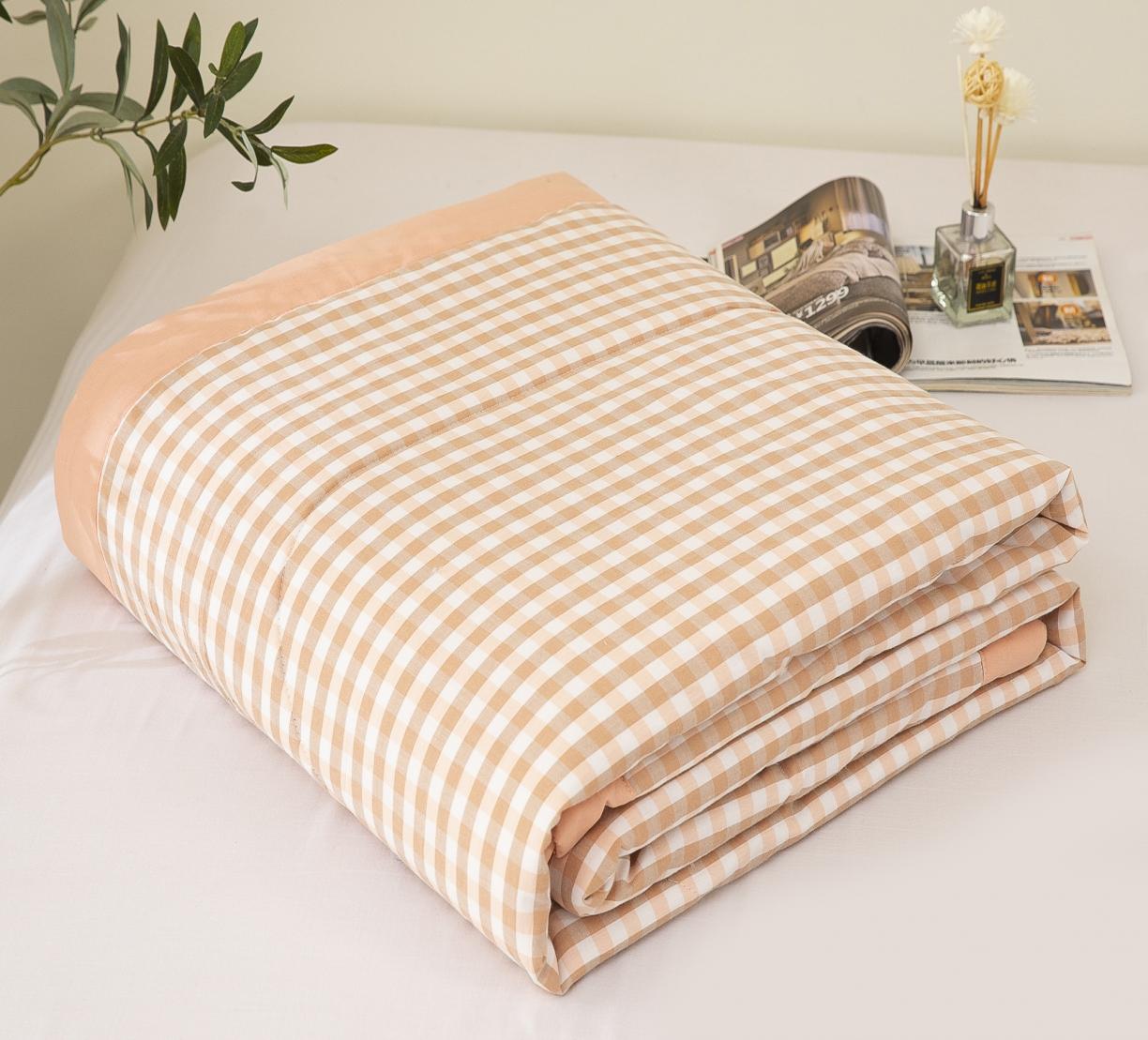 91家纺网 家纺一手货源 找家纺 天瑜家纺 2023新款全棉色织水洗棉夏被 粉小格