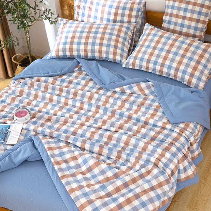 91家纺网 家纺一手货源 找家纺 天瑜家纺 2023新款全棉色织水洗棉夏被 蓝咖中格